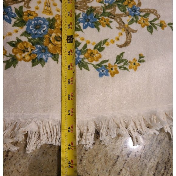 2 Vintage TASTEMAKER Bath Towel MCM Yellow Blue Floral Scroll Fringe Edge 43" - Picture 9 of 11